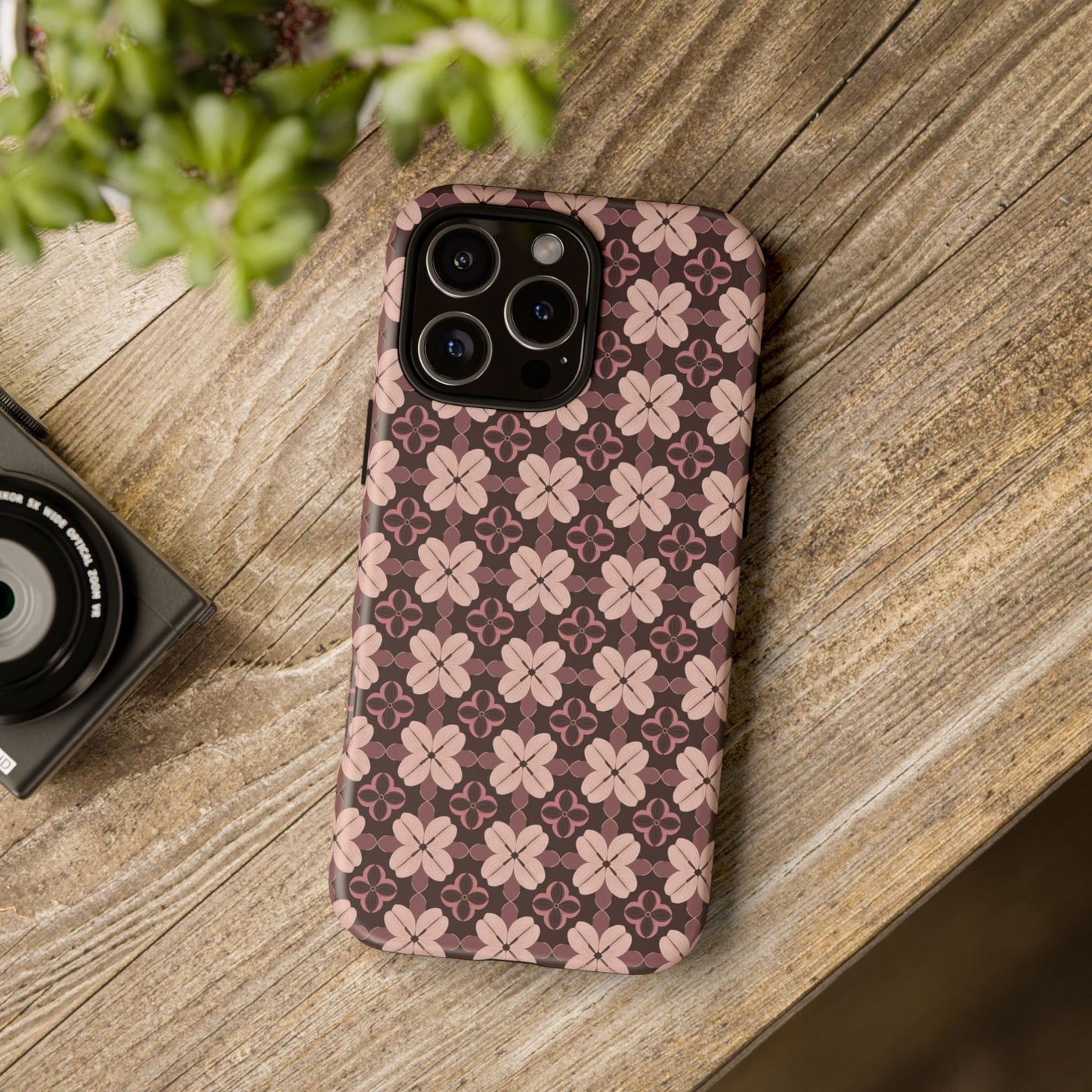 iphone case Burgundy Clover Elegance