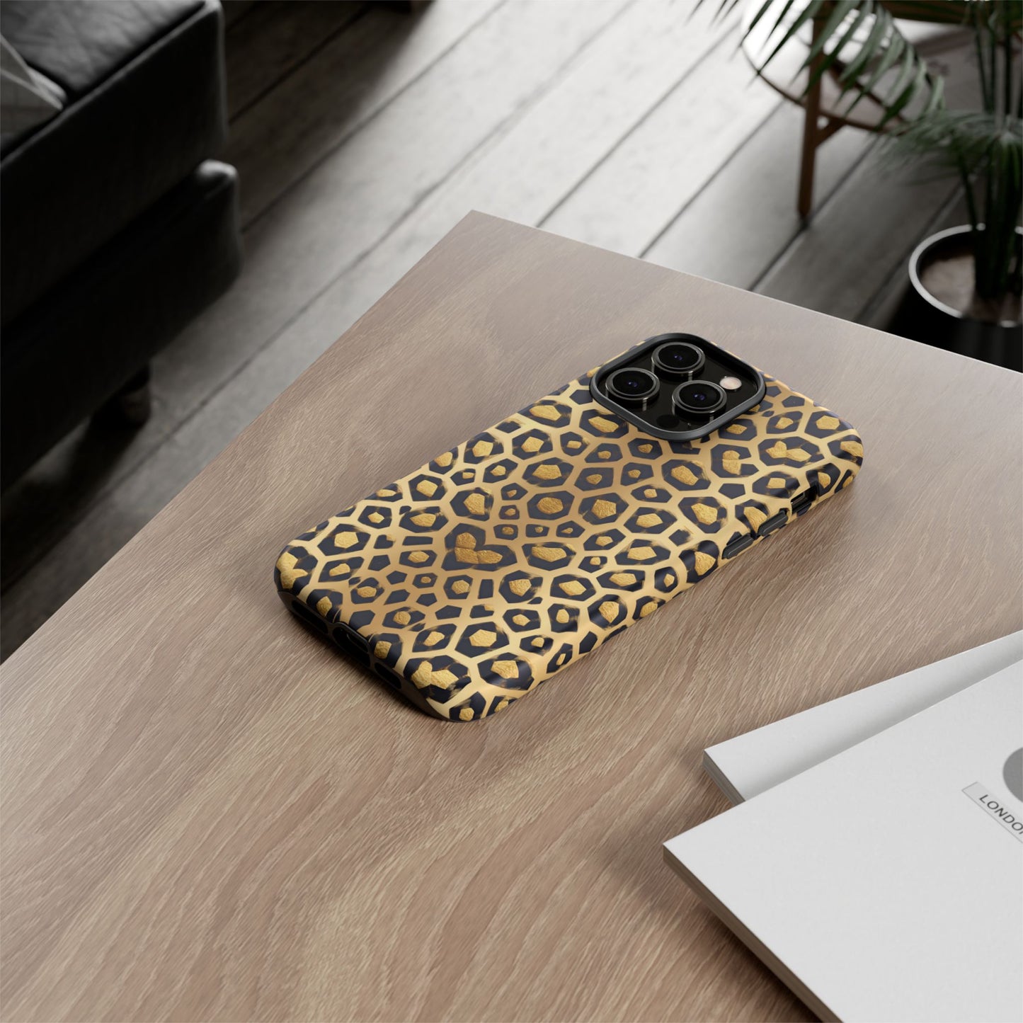 iphone case Golden Heart Leopard