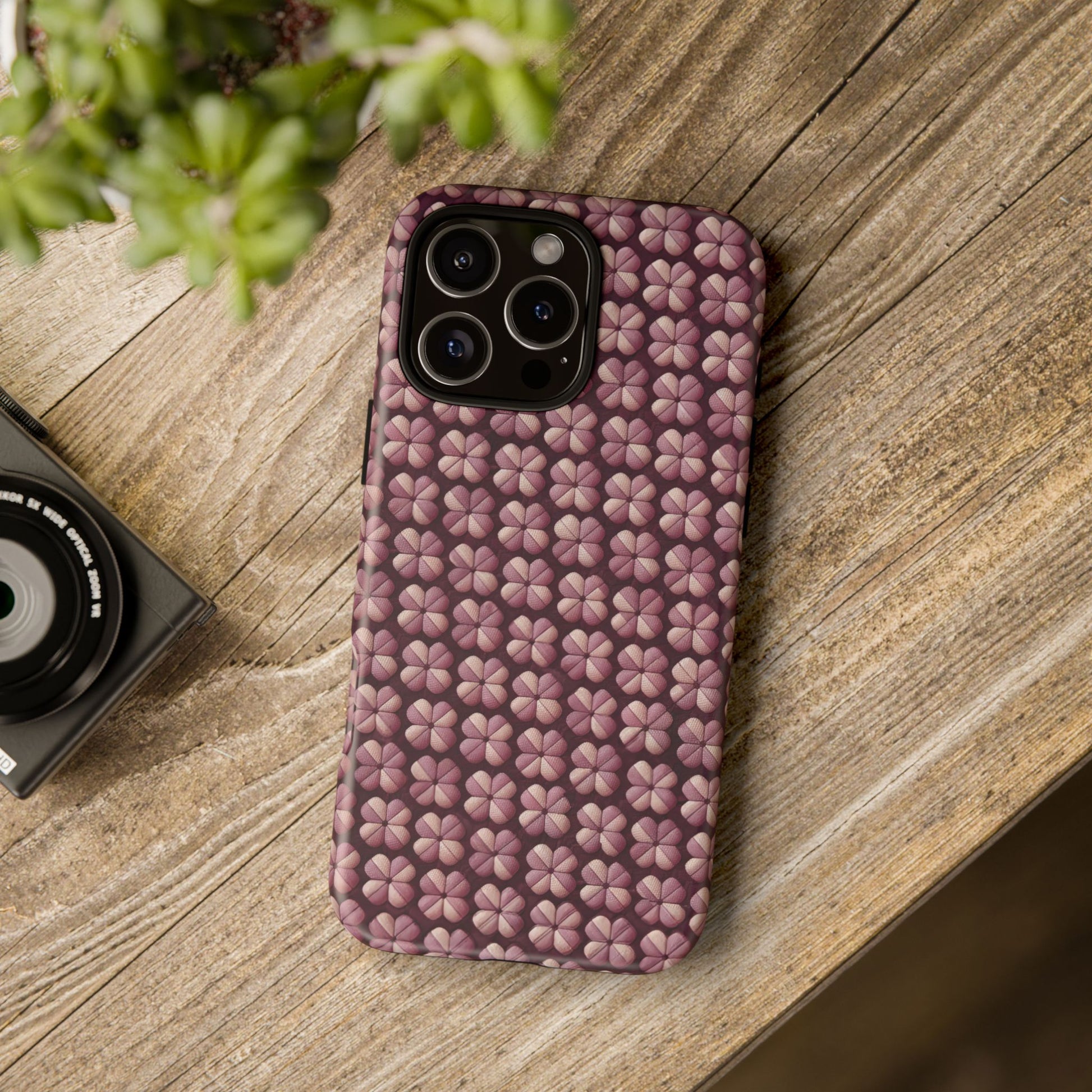 iphone case Burgundy Clover Tapestry