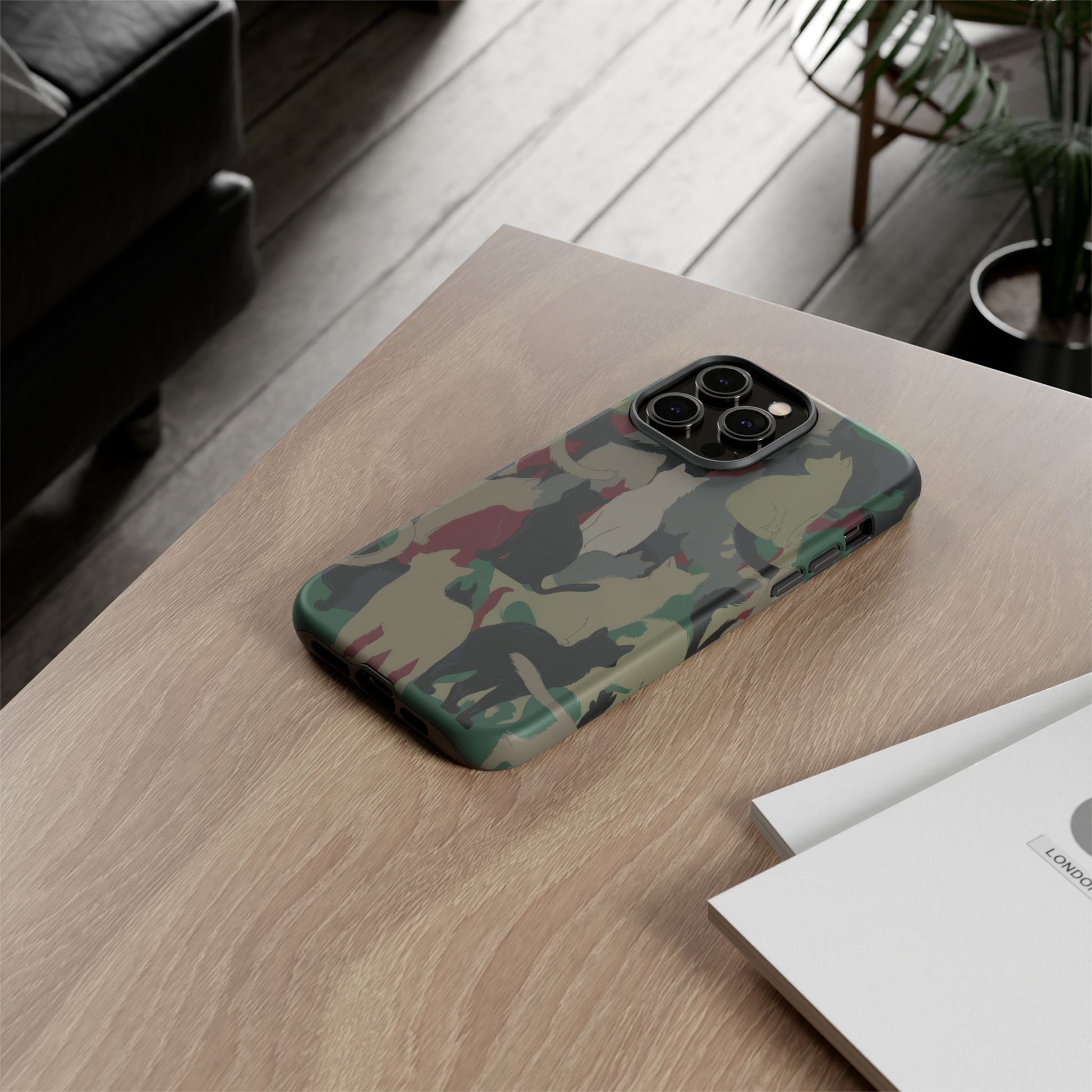 iphone case Camo Cats