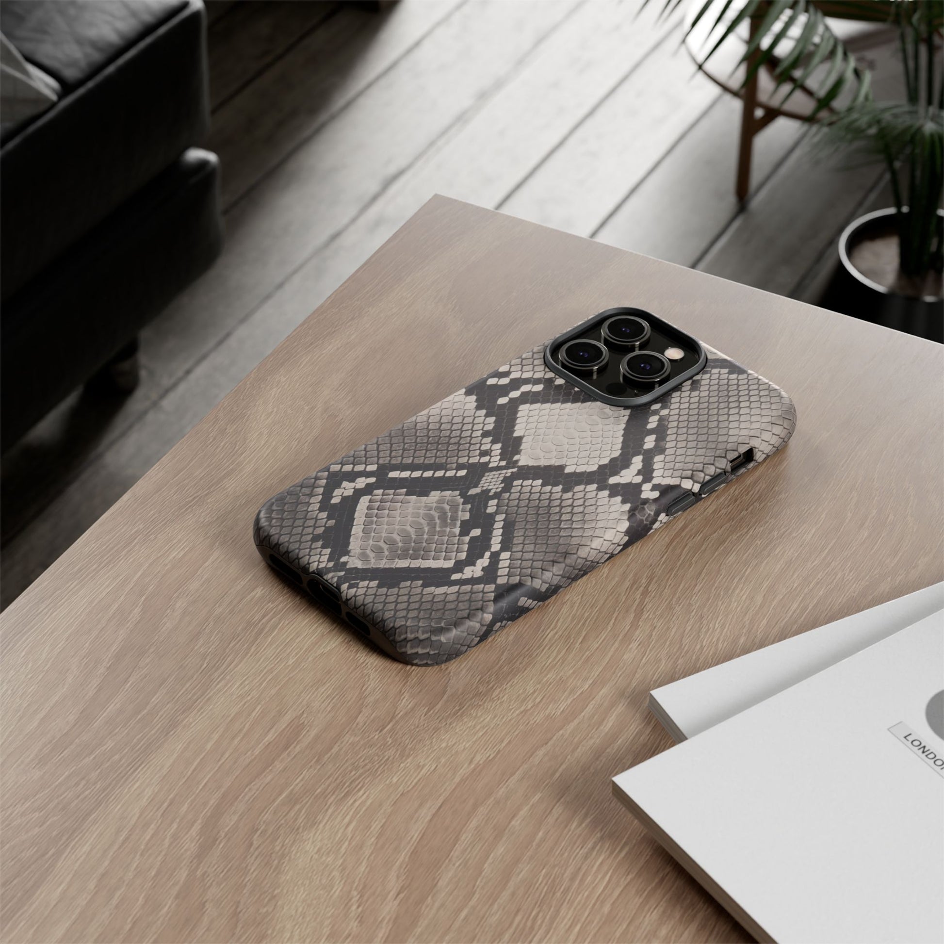 iphone case Diamond Python Chic